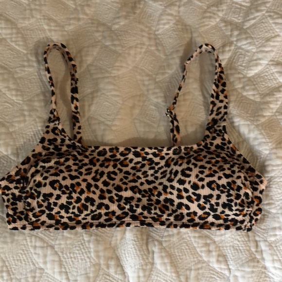Leopard Ribbed Bikini Top - Picture 2 of 6